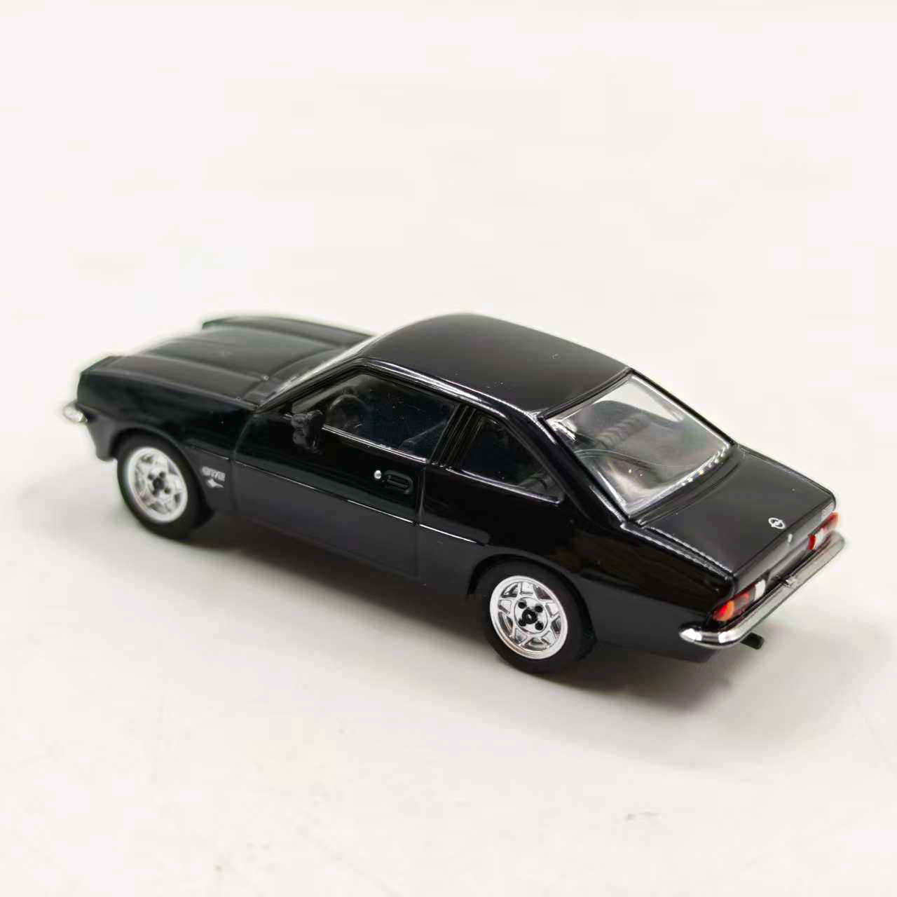 1/87スケール オペル GT/E スポーツ サンドテーブル - Car Care のレビューと価格
