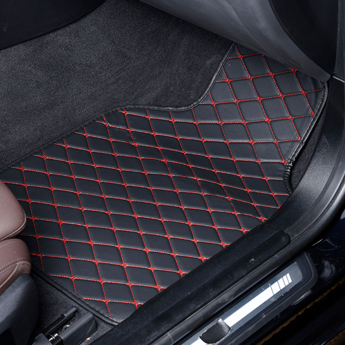 カー用フロアマットフルセット。あらゆる車種に対応し、滑り止め - Car Floor Mats Universal Waterproof Leather のレビューと価格